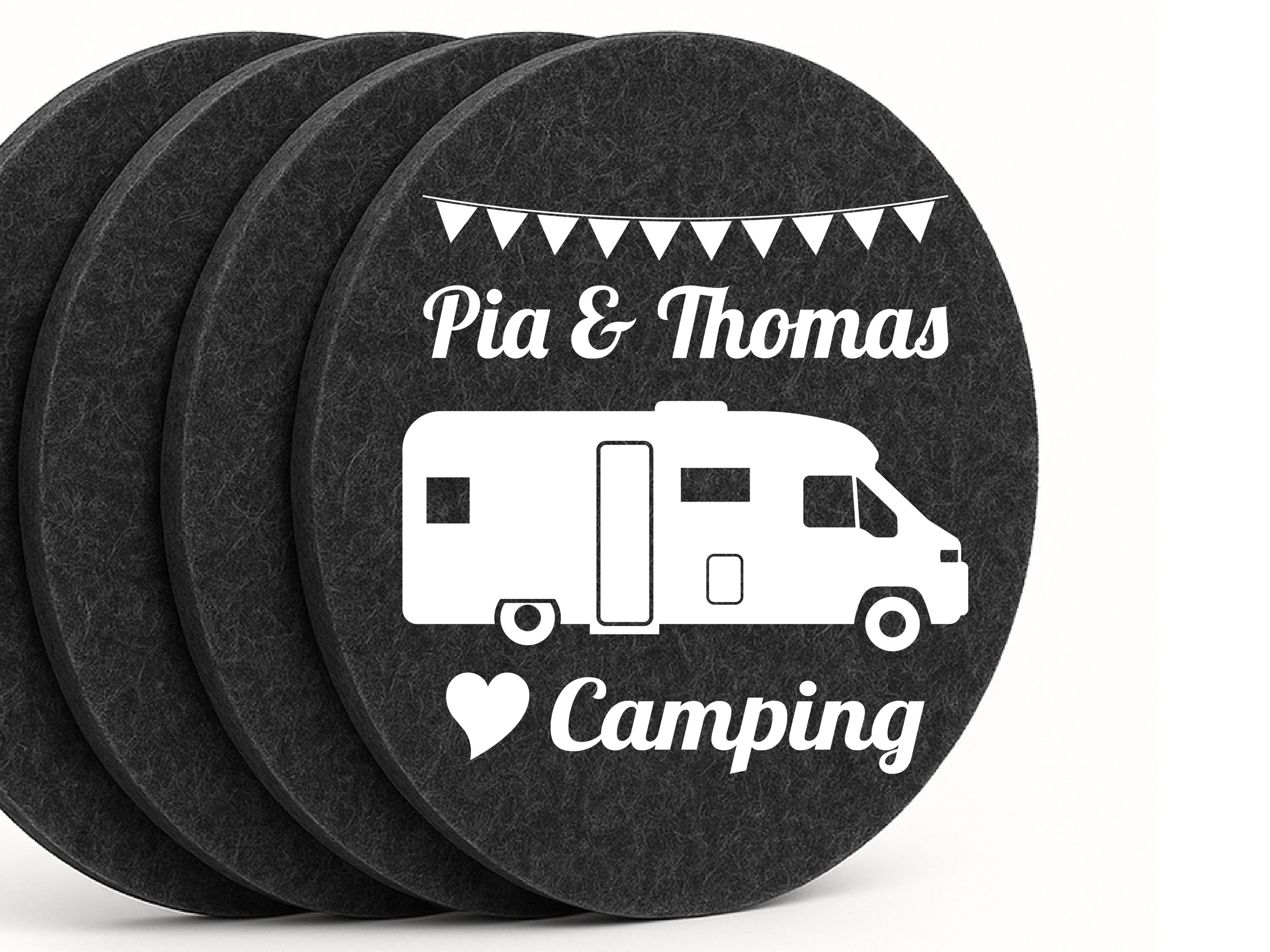 Geschenk für Camper, 4 personalisierte Camping-Untersetzer mit Wunschtext, Camping Deko, Wohnwagen, Wohnmobil Geschenk