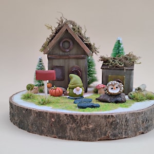 Wichtelhaus im Wald, Miniatur, Feenhaus Diorama, Wichtel, Märchenwald, Weihnachtsdeko, Winterdeko