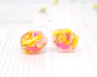 Daisy petal flower studs, pink & yellow whimsical earrings, minimalist jewellery, colourful springtime gift, cruelty-free gift, handcrafted