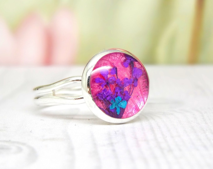 Purple and blue real flower ring