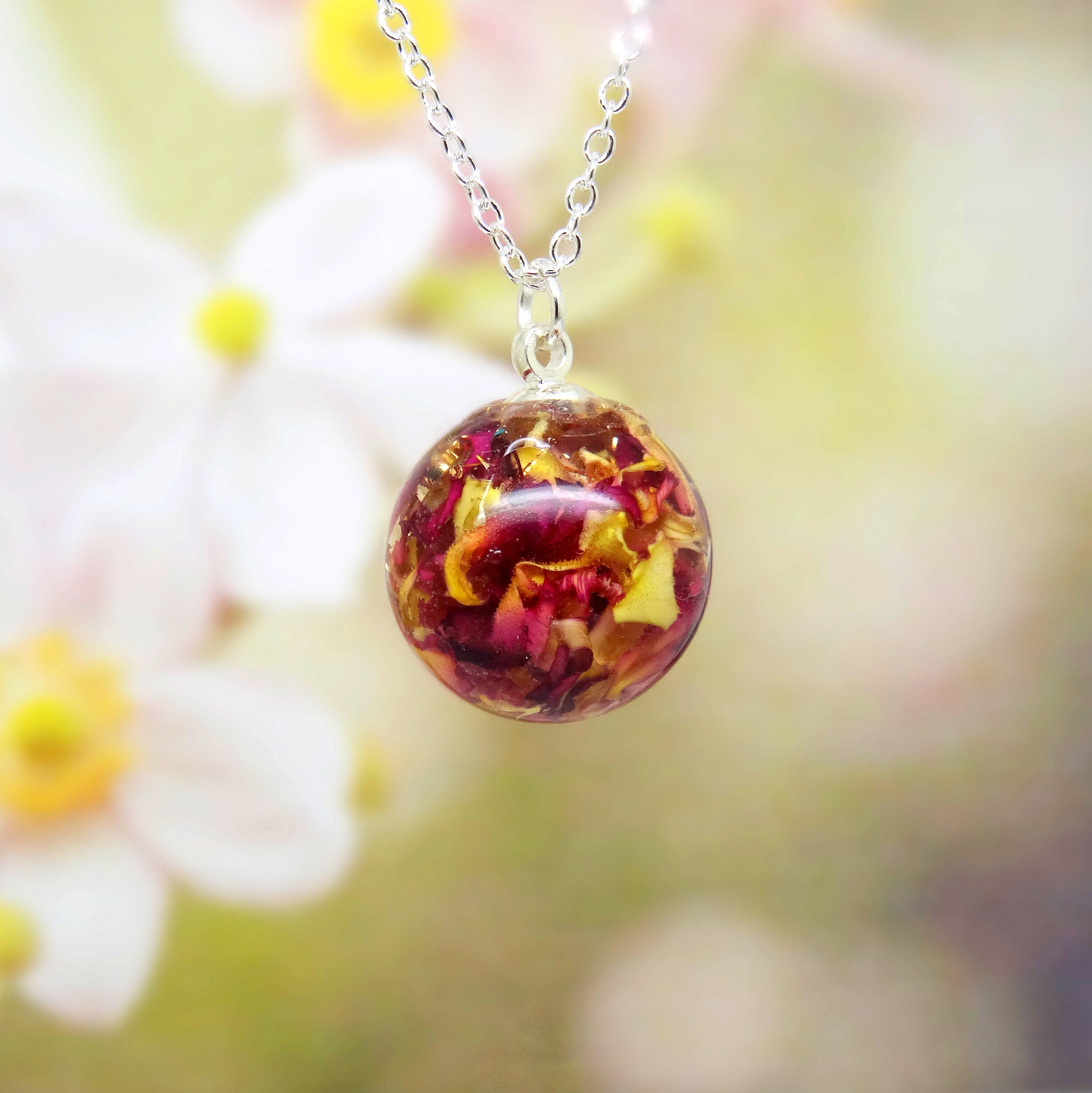 Carnation necklace Clearance