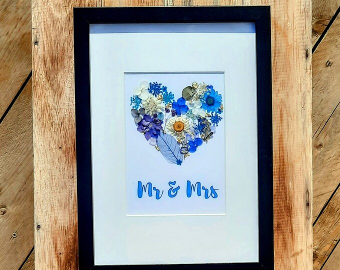 Mr&Mrs real flower frame