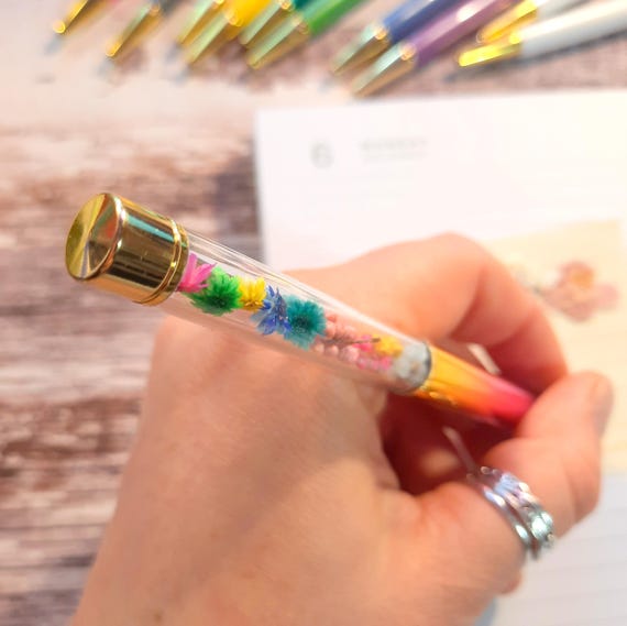 Real Flower Pen, Personalized Herbarium Ballpoint, Gift for Writers, Teachers, Students and Nature Lovers
