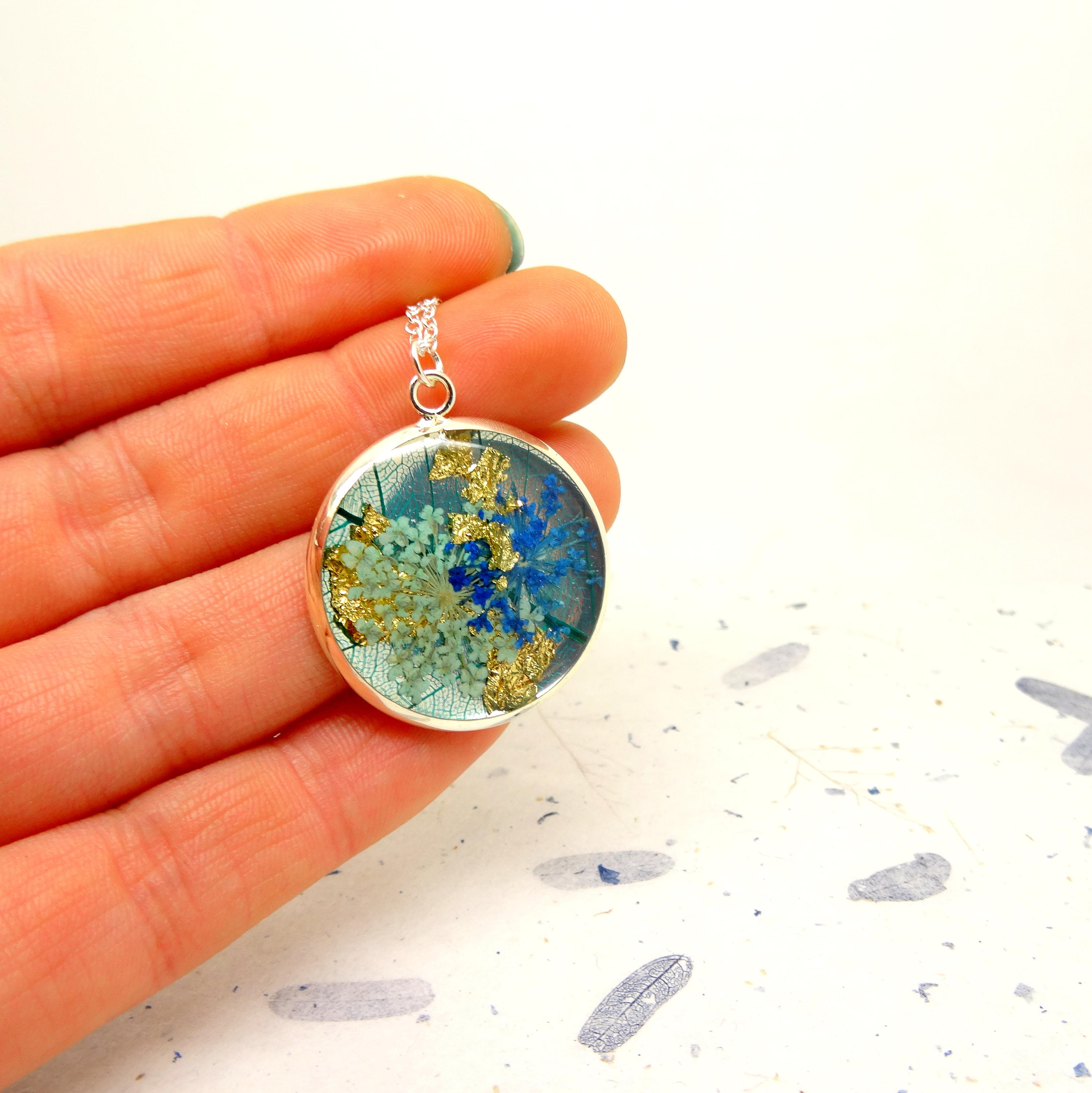 Real flower necklace, nature jewellery, resin jewellery, flower