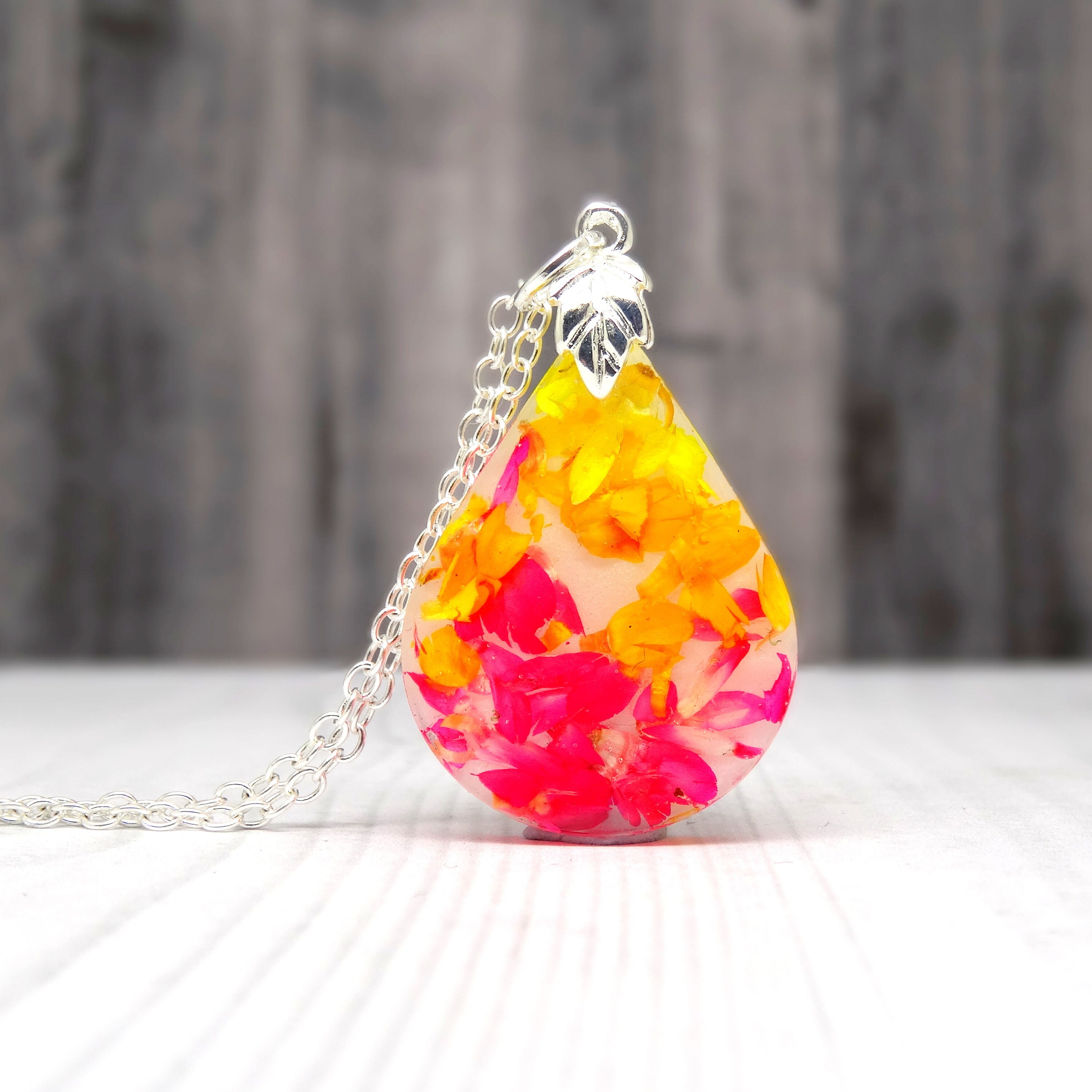 Real flower jewelry, teardrop necklace, real daisy petals necklace