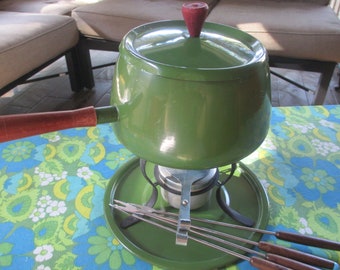 5 pc Fondue Set, Avocado Green Fondue Pot