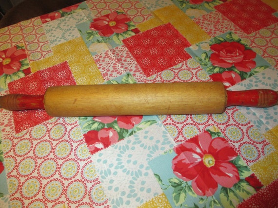 Red Handled Rolling Pin, Vintage Kitchen, Retro 50's Kitchen Red Handled Rolling Pin, Vintage Kitchen, Retro 50's Kitchen