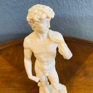 Scultura vintage A Santini della statua/statuetta in resina david di Michelangelo - Made in Italy
