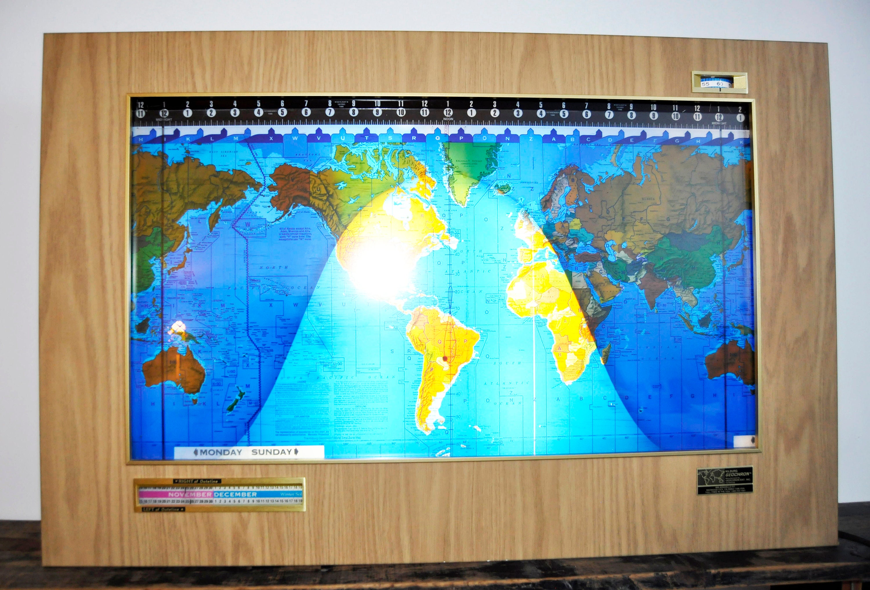 Vintage KILBURG GEOCHRON World Clock and Calendar Time Indicator 224j