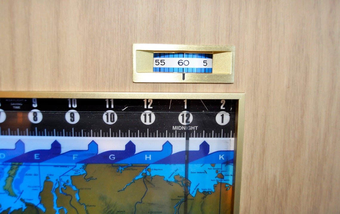 Vintage KILBURG GEOCHRON World Clock and Calendar Time Etsy