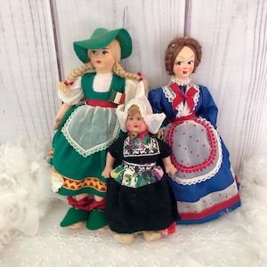 3 Vtg.Folk Dolls.International Souvenir.Excellent Cond.Colorful Collectible Retro!