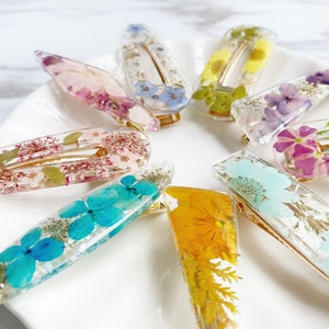 Real flower pressed flower dry flower resin hair clip hair accessory barrette image 1