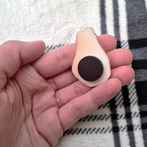 Marcus the Worm inspired sculpted resin pin/magnet image 4