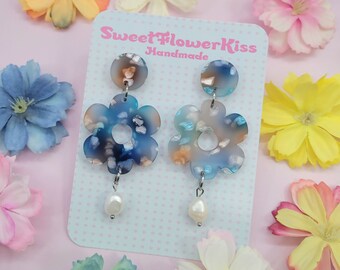 Retro flower earrings 60s style flower earrings Acrylic earrings Daisy flower earrings