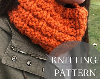 KNITTING PATTERN | The Waffle Knit Cowl, cowl pattern, chunky knit cowl, beginner knitting pattern, scarf pattern, neckwarmer pattern