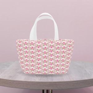 Joli sac à lunch, boîte à lunch esthétique, rose et blanc, sac à lunch pour filles, boîte à lunch inspirée de LoveShackFancy, boîte à lunch Coquette Floral, sac de travail