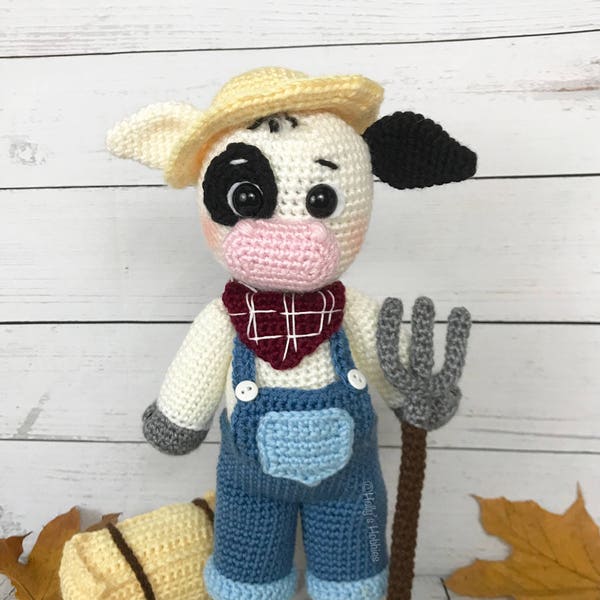 CROCHET PATTERN: Farmer Clarence Cow