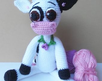 CROCHET PATTERN: Maggie Moo Cow