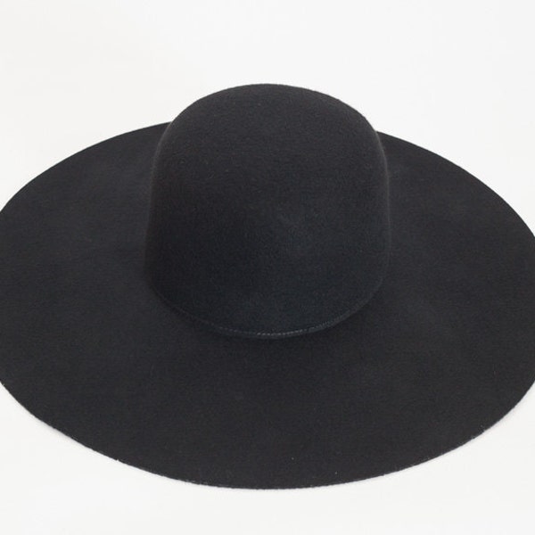 SALE!! Over 30% off - Capeline wide brimmed wool felt hat