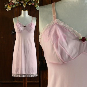 Pale pink super soft midcentury nylon chiffon bodice slip dress 50&#39;s // Vanity Fair // 34 S Small