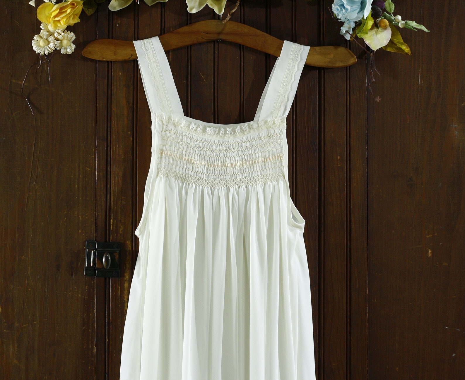 flowy nightgown