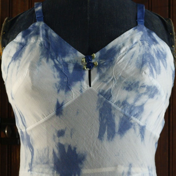 Blue and white tie dye cotton blend empire waist … - image 2