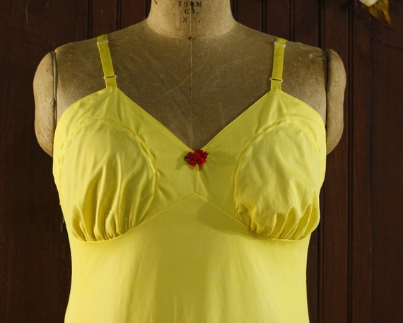double lemon yellow empire waist scalloped trim f… - image 8