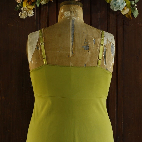 Pea green empire waist V neck front shadow panel … - image 8