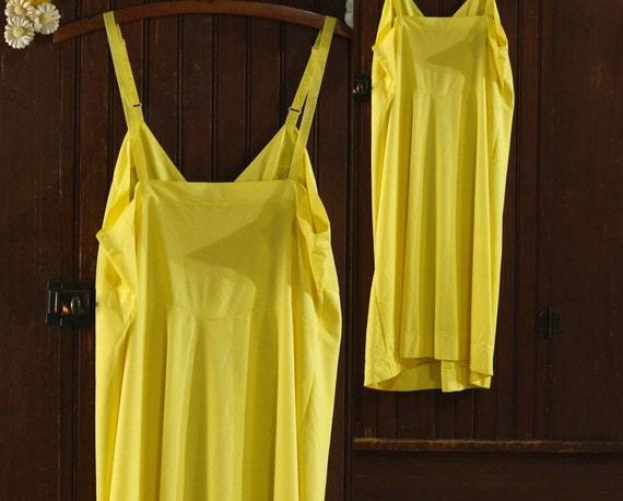 double lemon yellow empire waist scalloped trim f… - image 7