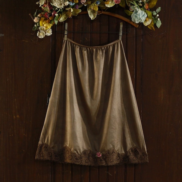 Bronze brown lace trim silky metallic nylon half slip skirt dress 80's // Bali // S Small 34