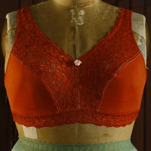 neon bright yellow floral print 90&#39;s hand dyed comfortable t-shirt cotton spandex non-adjustable straps soft stretch bra // Bestform // 36 B