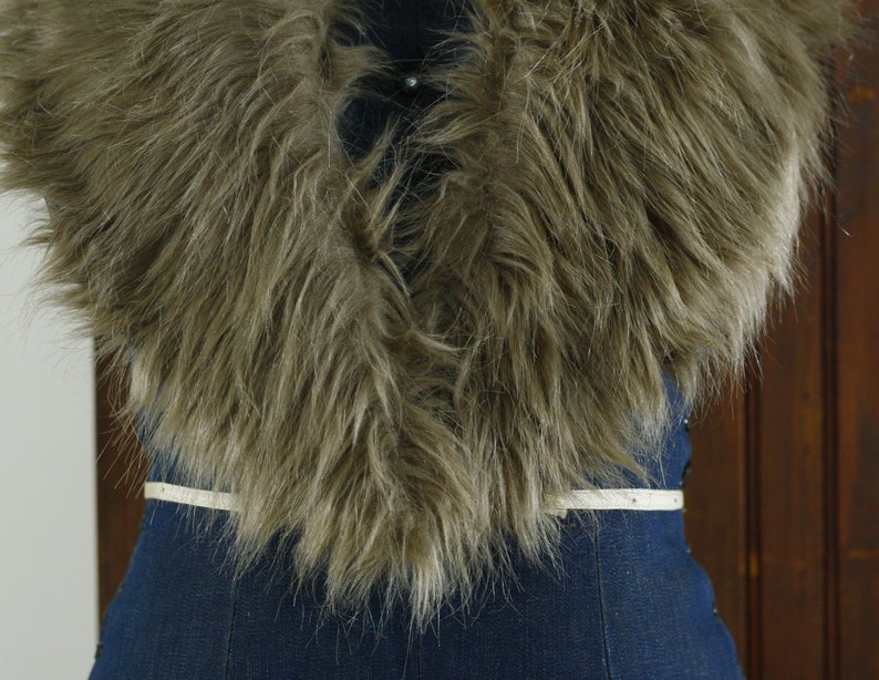 fluffy clay taupe large faux fur collar removeable detachable coat collar