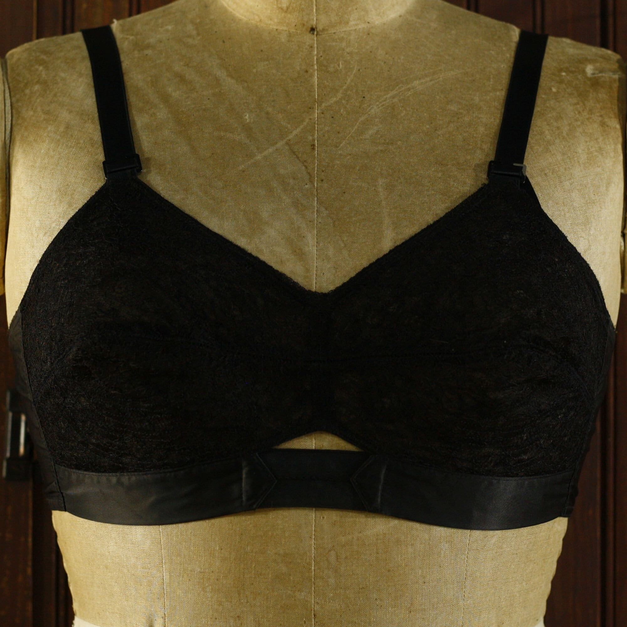 1970 women's Maidenform bra girl needs a lift once in while