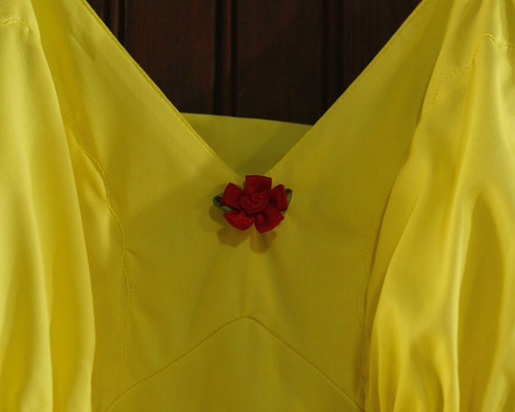 double lemon yellow empire waist scalloped trim f… - image 5