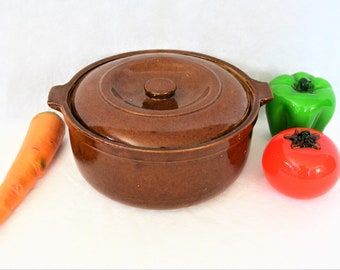 Brown Stoneware Bean/ Soup Dutch Oven - Covered Casserole Dish