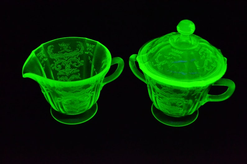 Depression Vaseline Glass Creamer & Covered Sugar Federal - Etsy