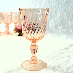 Rosaline Pink Swirl Optic Wine Glasses from Arcoroc