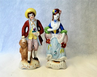 Early American Couple Figurines