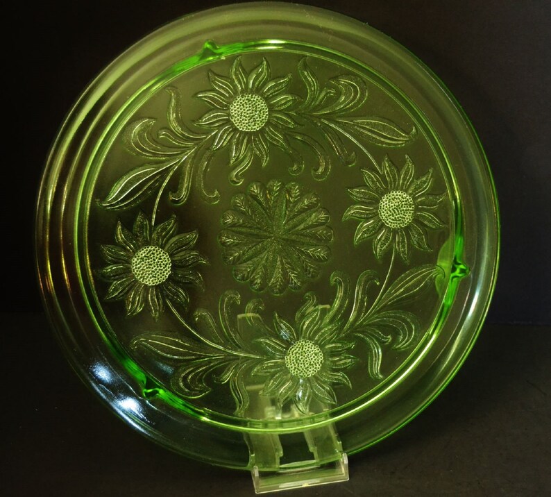 Sunflower Vaseline Glass Cake Plate Depression Glass Etsy