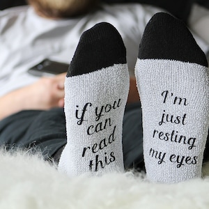 If You Can Read This, Funny Socks Men, Fathers Day Gifts for Dad, Birthday Gifts for Dad from Daughter, Mens Socks Size 10-13