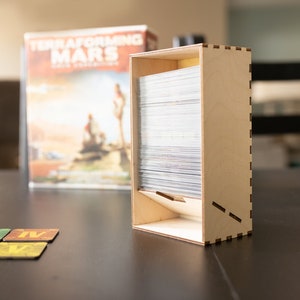 Porte-cartes de jeu de société, Support de carte de jeu de société, Accessoire de mise à niveau de jeu de société, Empileur de cartes avec pochette, Étui pour jeu de cartes, Plateau pour cartes à jouer