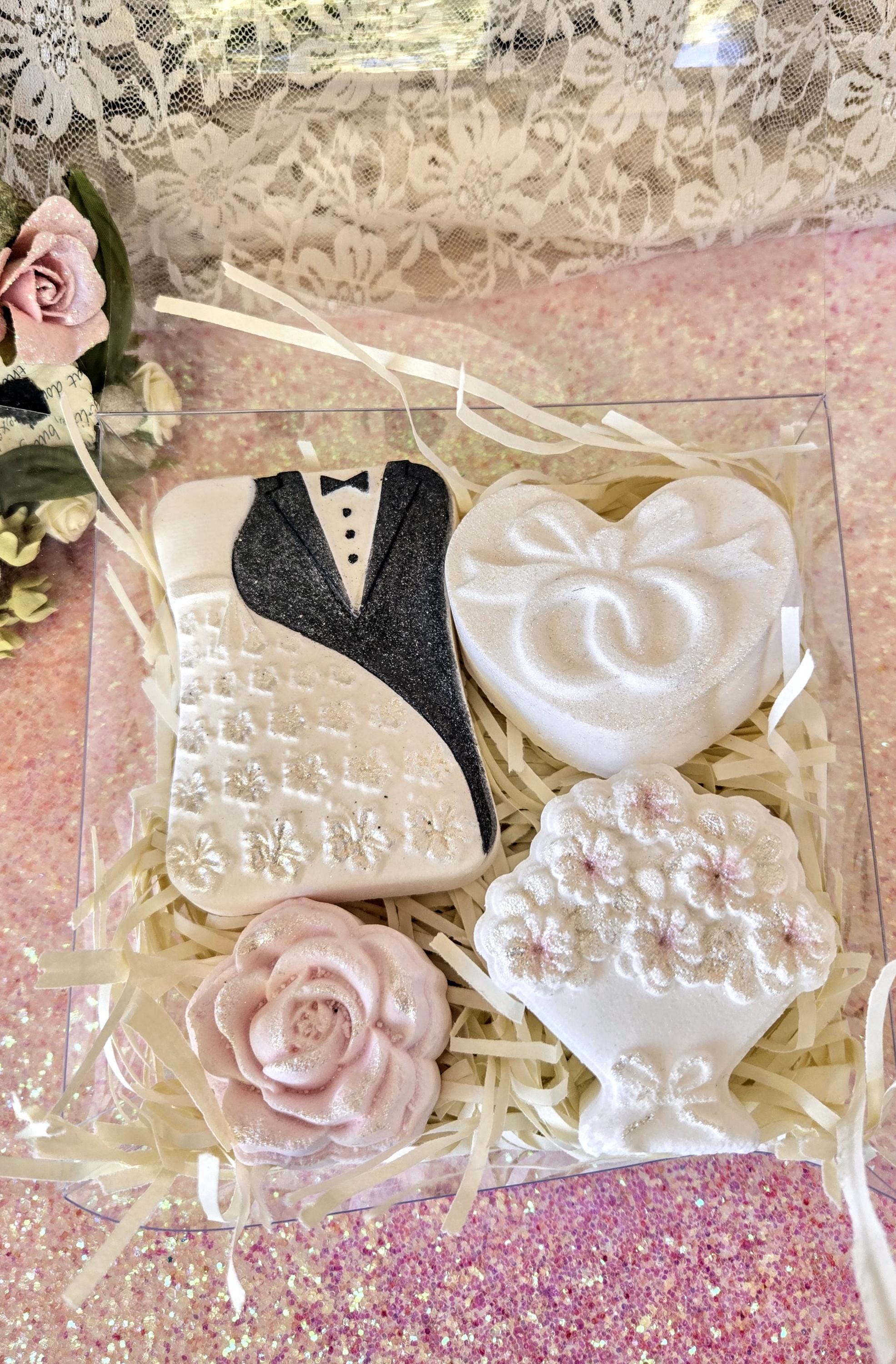Wedding Bath Bomb Gift Set: Bridal Shower Wedding Bath Bomb Gift Set: Bridal Shower