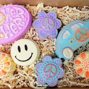Gift for Hippie - 70s Vibe Gift - VW Bug - Groovy Style - Mod - Peace Sign