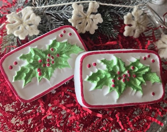 Christmas Holly Bath Bomb: Lavender Essential Oil, Stocking Stuffer for Mom