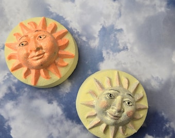 Radiant Sun Bath Bomb - Scented in Lemon Poundcake