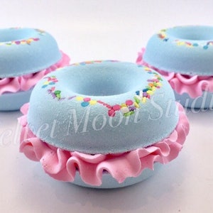 Donut Bath Bomb Donut Party Favors Happy Birthday Gift image 1