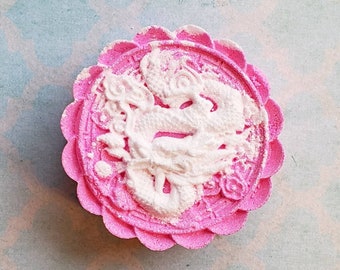 Dragon Bath Bomb: Opium Scented with Bronze Talisman