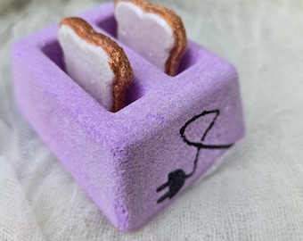 Toaster Bath Bomb w/ Removable Toasts