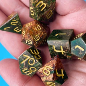 Verdant Knight Sharp Edge Dice Set (7) For Role Playing Games, Dungeons and Dragons, RPG, TTRPG, DnD Dice Set, Handmade Dice, Green dice