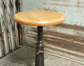 Workshop stool "Singer" vintage industry design